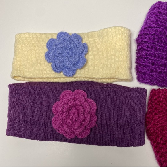 Women’s knitted flower design headbands - Picture 2 of 6